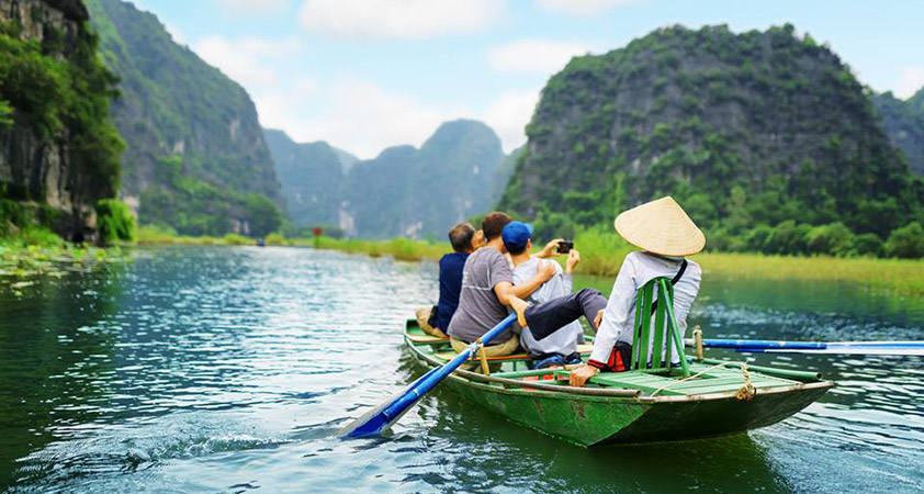Hoa Lu ancient capital Vietnam is a perfect combination of mountains and rivers