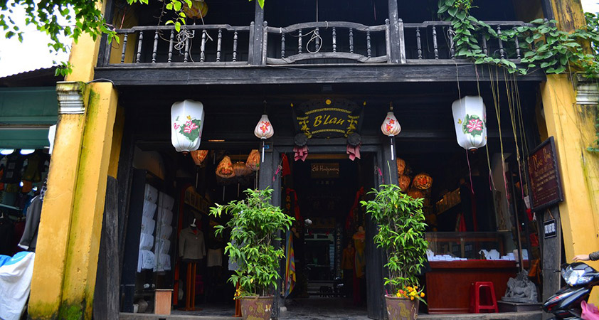 Phung Hung Old Merchant House