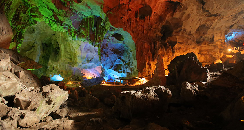 Nhi Thanh cave